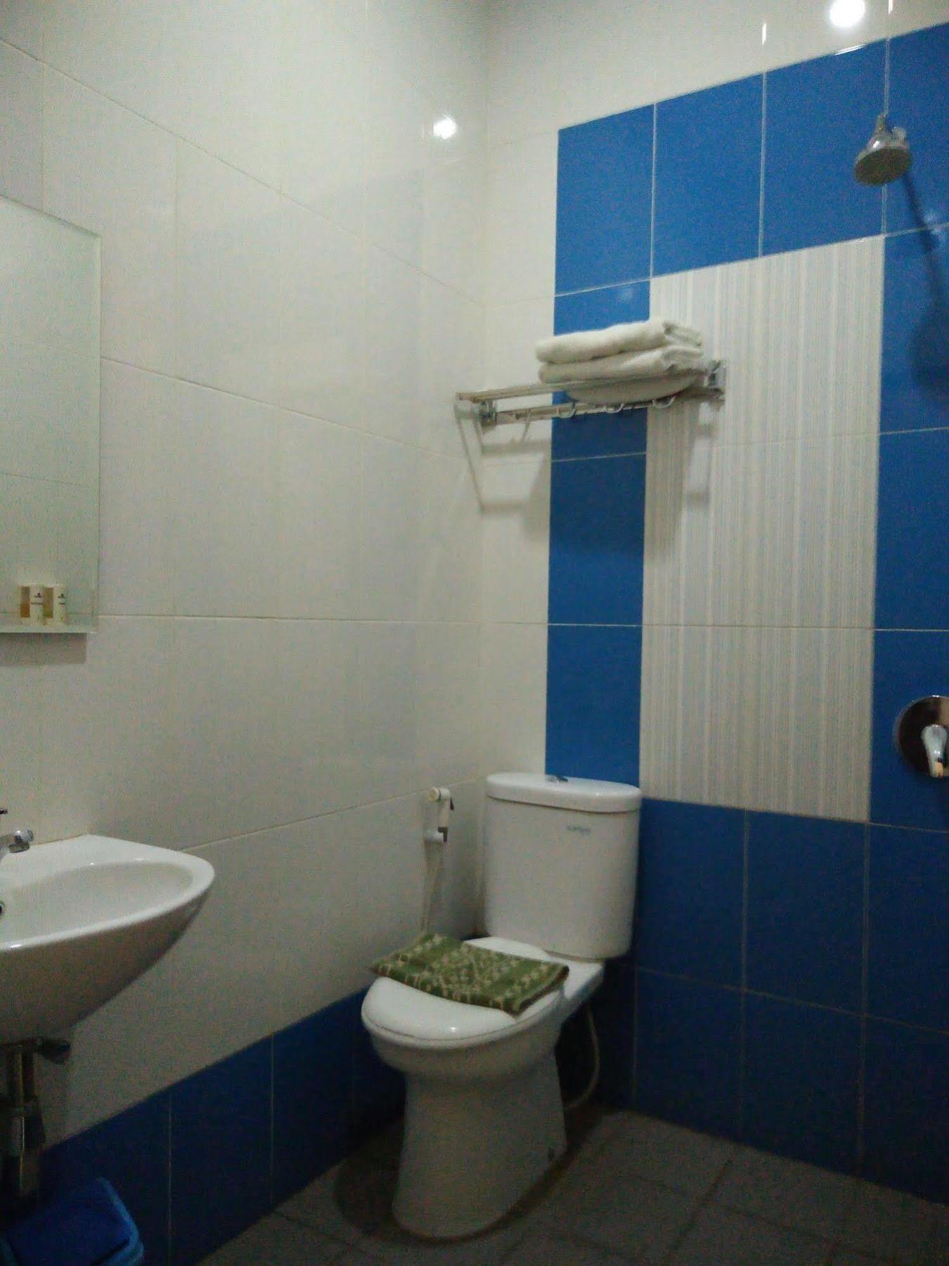 Sentra Inn Бандунг Екстериор снимка